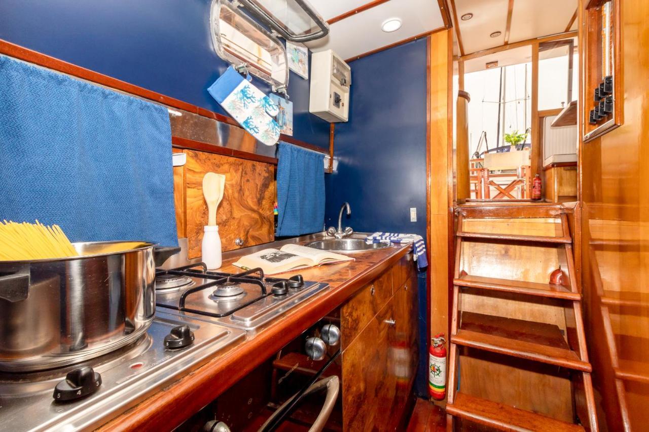 Marta Boat B&B Castelsardo Exterior photo