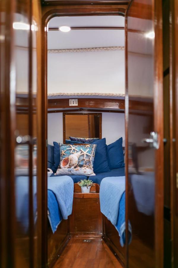 Marta Boat B&B Castelsardo Exterior photo